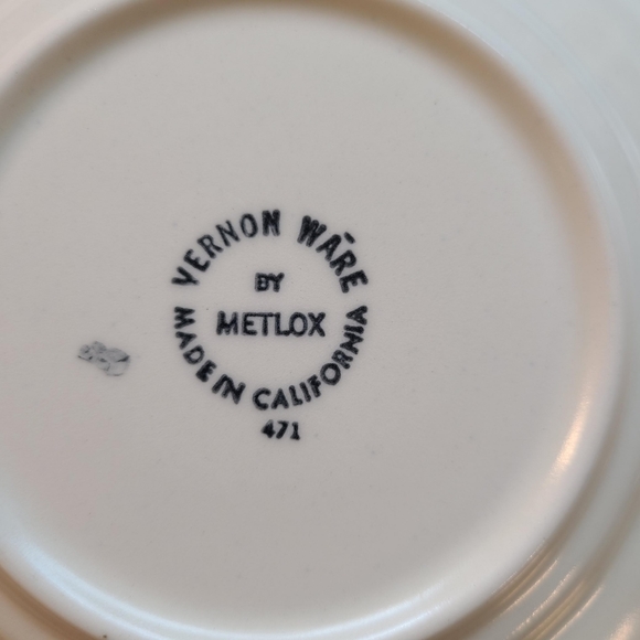 Vernon Ware by Metlox Antiqua, 2 plates - Picture 8 of 8
